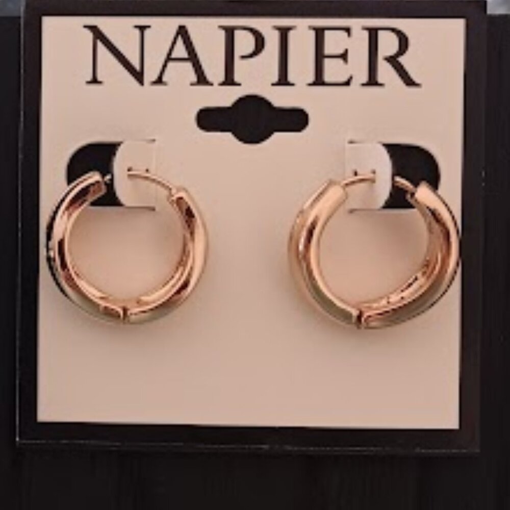 NAPIER Mod/Contemporary Gold Ribbed Hoop Earrings**NEW! - Picture 3 of 4